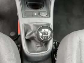 Volkswagen Up! (2023) thumbnail 16