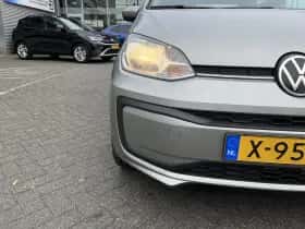 Volkswagen Up! (2023) thumbnail 25