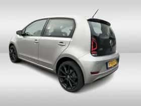 Volkswagen Up! (2023) thumbnail 10