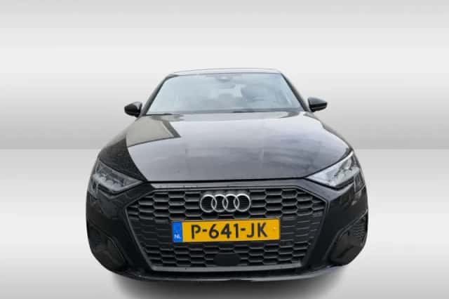 Audi A3 (2022) thumbnail 4