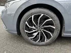 Volkswagen Golf (2021) thumbnail 11
