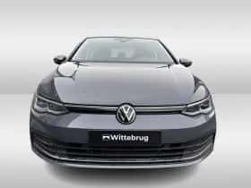 Volkswagen Golf (2021) thumbnail 4