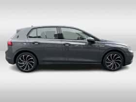 Volkswagen Golf (2021) thumbnail 6
