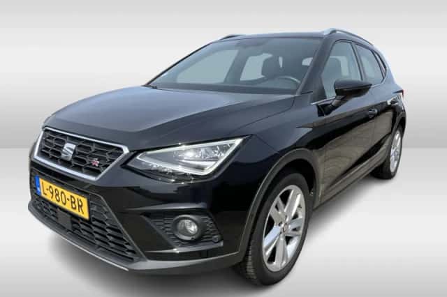 SEAT Arona (2021) thumbnail 3