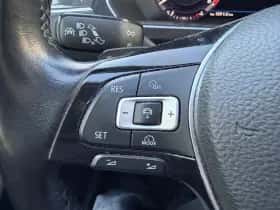 Volkswagen Tiguan (2017) thumbnail 13