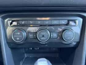 Volkswagen Tiguan (2017) thumbnail 22