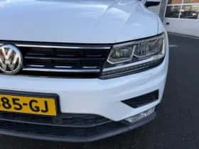 Volkswagen Tiguan (2017) thumbnail 28