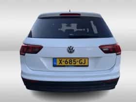 Volkswagen Tiguan (2017) thumbnail 9