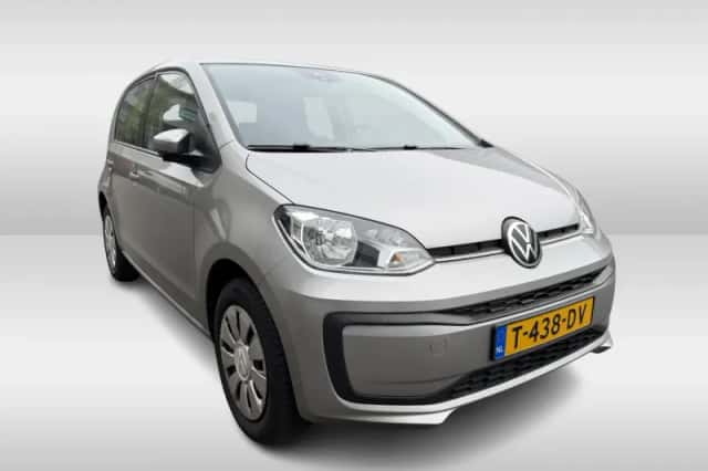 Volkswagen Up! (2023) thumbnail 5