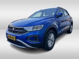 Volkswagen T-Roc (2022) thumbnail 3