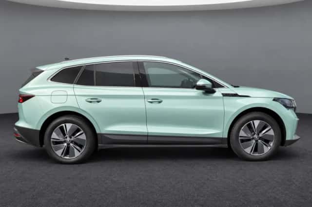 Škoda Enyaq (2023) thumbnail 6