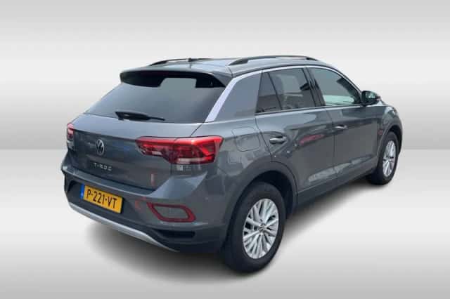Volkswagen T-Roc (2022) thumbnail 6