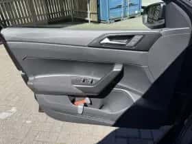 Volkswagen Polo (2023) thumbnail 28