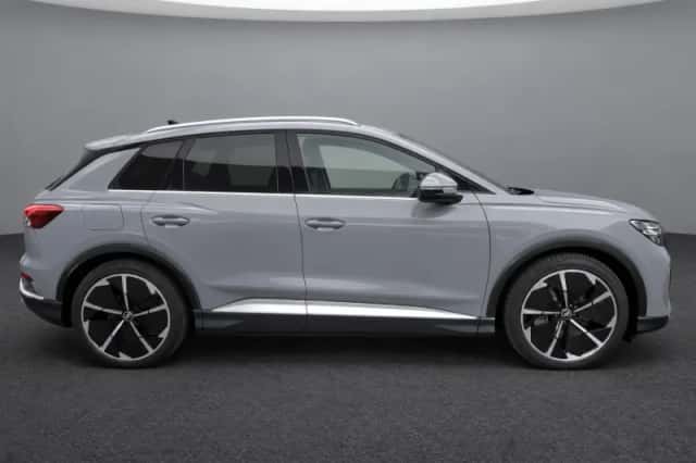 Audi Q4 e-tron (2021) thumbnail 6