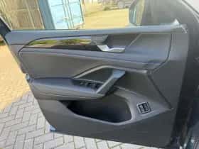 Volkswagen Tiguan (2025) thumbnail 29