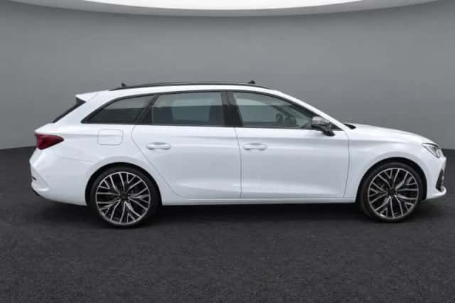 CUPRA Leon Sportstourer (2024) thumbnail 6