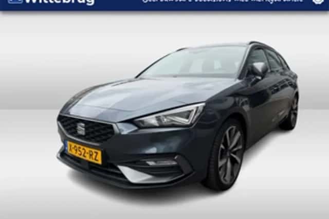 SEAT Leon (2024) thumbnail 1