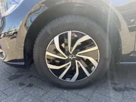 Volkswagen Polo (2023) thumbnail 11