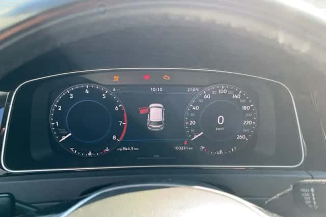 Volkswagen Golf (2019) thumbnail 6