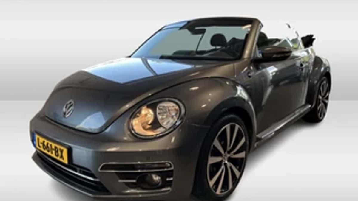 Volkswagen Beetle (2018) — foto 1