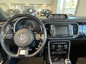 Volkswagen Beetle (2018) thumbnail 14