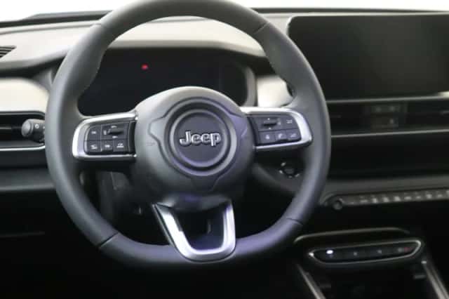 Jeep Avenger (2025) thumbnail 6