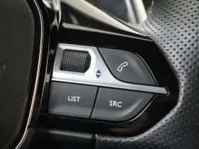 Peugeot 208 (2022) thumbnail 25
