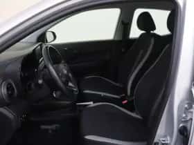 Hyundai i10 (2023) thumbnail 10
