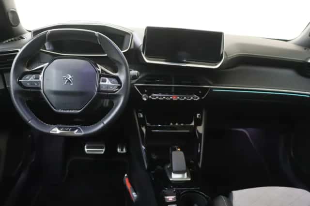 Peugeot e-2008 (2021) thumbnail 5