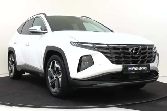 Hyundai Tucson (2023) thumbnail 3