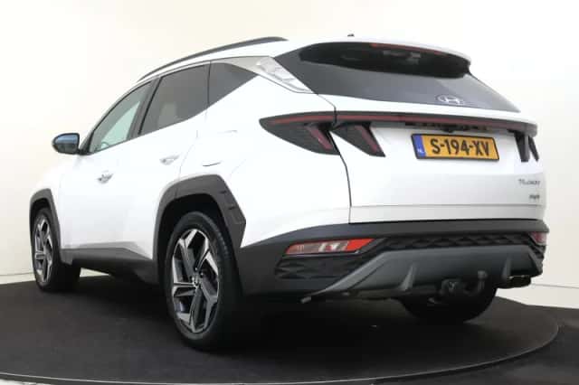 Hyundai Tucson (2023) thumbnail 4