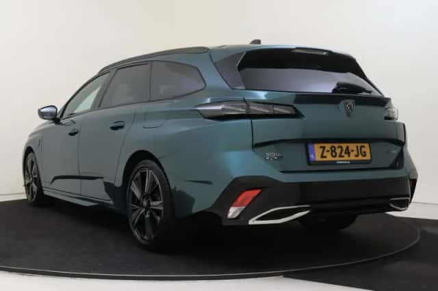 Peugeot 308 (2024) thumbnail 4