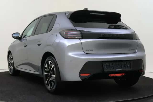 Peugeot 208 (2024) thumbnail 4