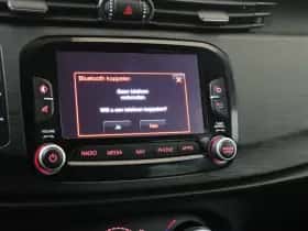 Alfa Romeo Giulietta (2016) thumbnail 16