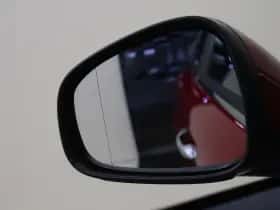 Alfa Romeo Giulietta (2016) thumbnail 28