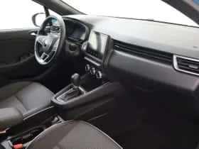 Renault Clio (2022) thumbnail 32
