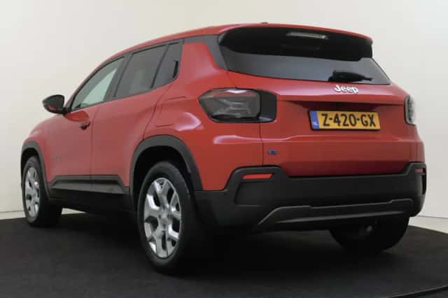 Jeep Avenger (2024) thumbnail 4