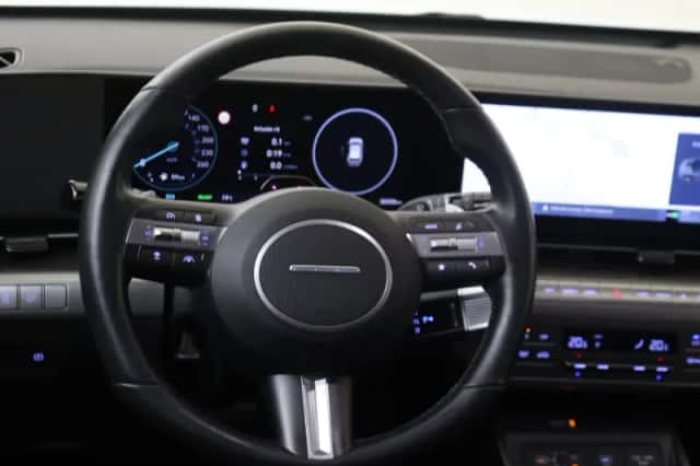 Hyundai Kona (2023) thumbnail 6