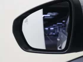 Peugeot 3008 (2021) thumbnail 28