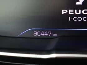 Peugeot 3008 (2021) thumbnail 8