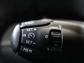 Peugeot 2008 (2024) thumbnail 24