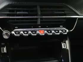 Peugeot 2008 (2024) thumbnail 26