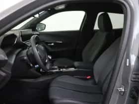 Peugeot 2008 (2024) thumbnail 10