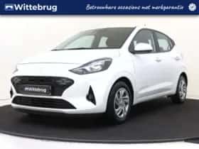 Hyundai i10 (2024) thumbnail 1