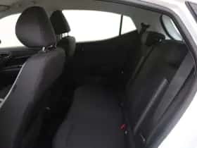 Hyundai i10 (2024) thumbnail 12