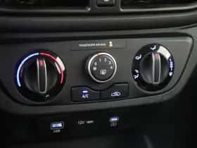 Hyundai i10 (2024) thumbnail 18