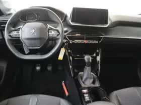 Peugeot 208 (2022) thumbnail 5