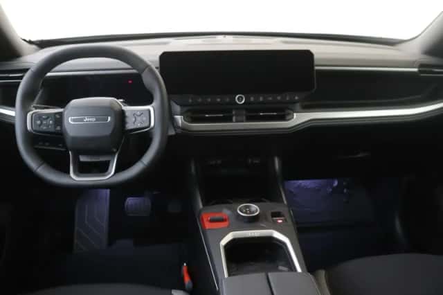 Jeep Compass (2026) thumbnail 5