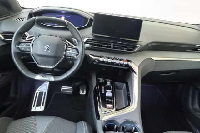 Peugeot 3008 (2023) thumbnail 5