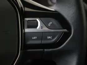 Peugeot e-2008 (2022) thumbnail 21